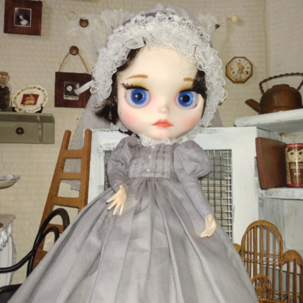 Blythe Doll - Picture 3 of 6